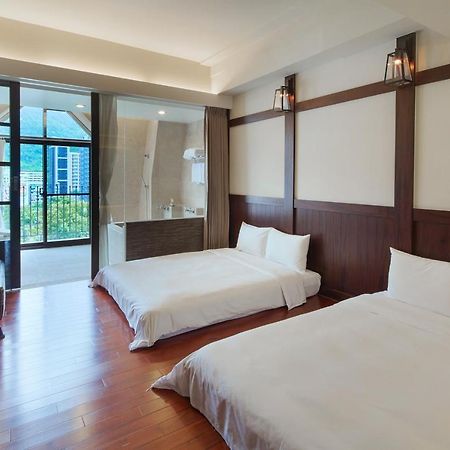Hotel Les Champs Jiaoxi Esterno foto