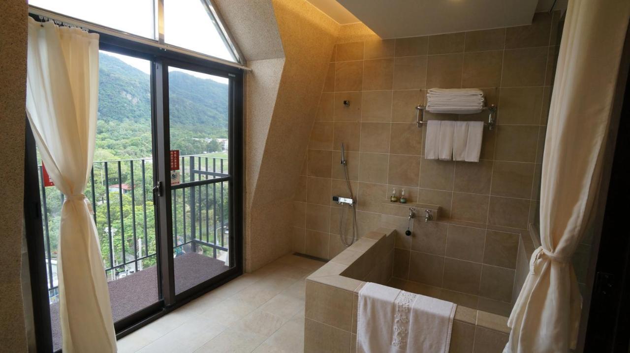Hotel Les Champs Jiaoxi Esterno foto