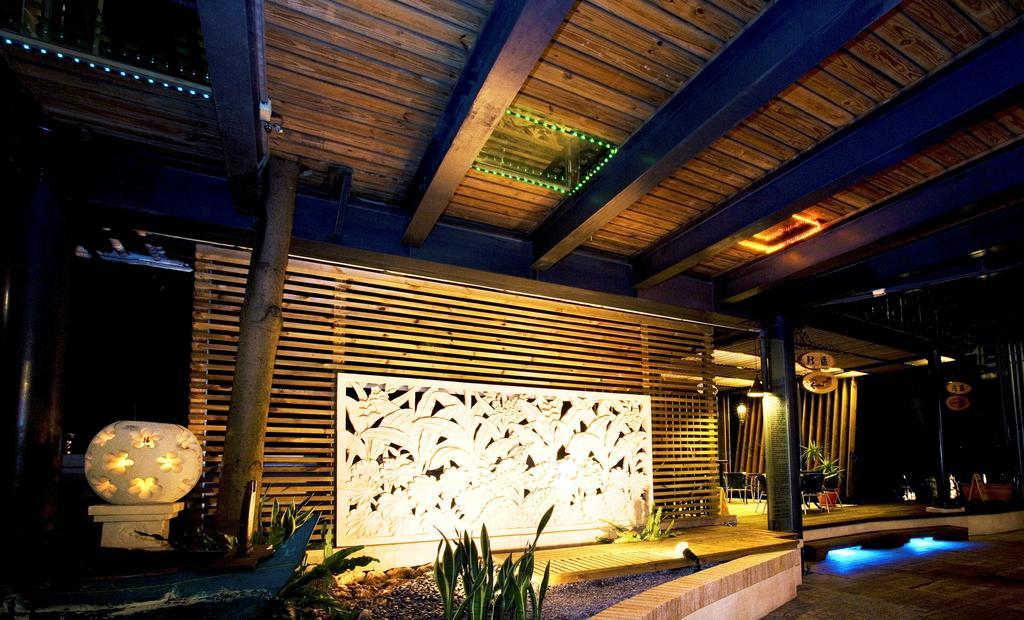 Hotel Les Champs Jiaoxi Esterno foto