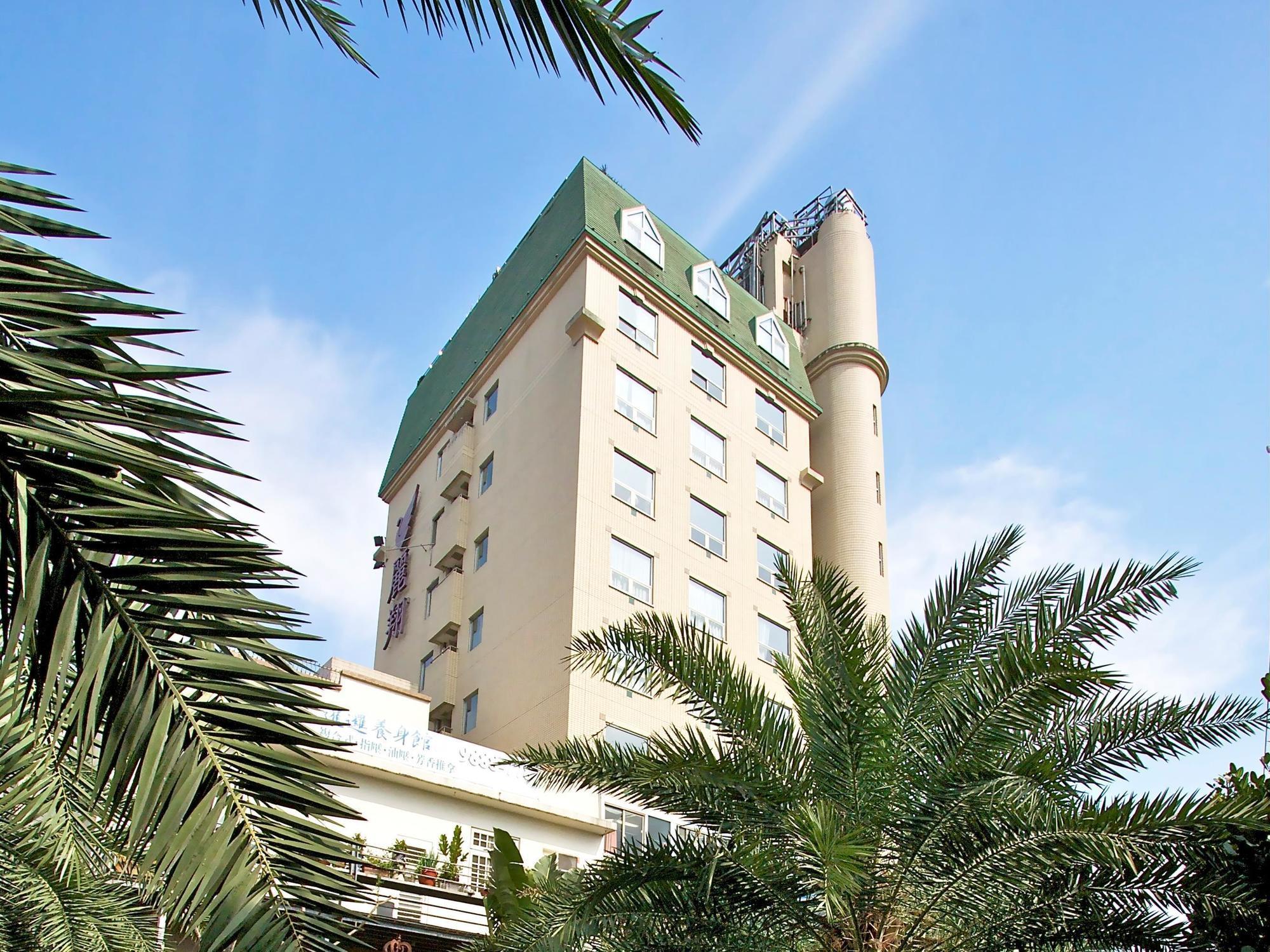 Hotel Les Champs Jiaoxi Esterno foto