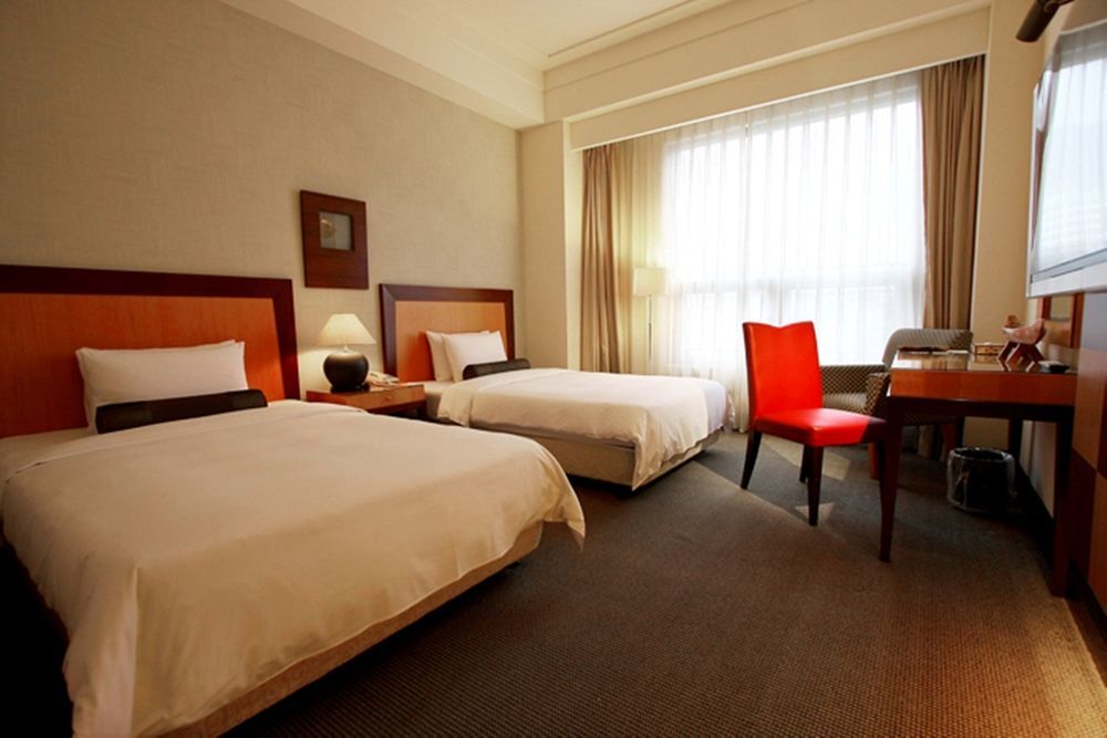 Hotel Les Champs Jiaoxi Esterno foto