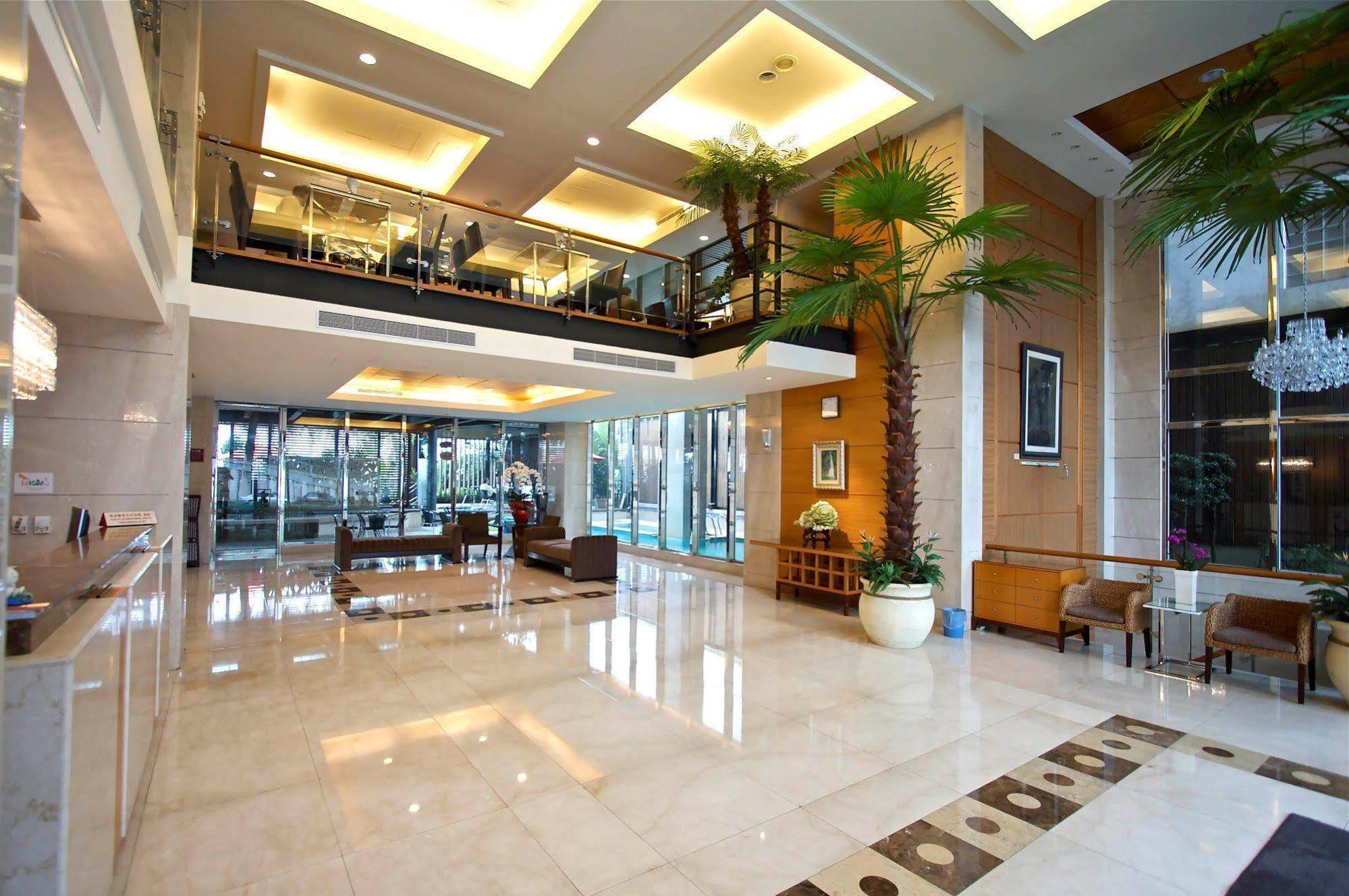 Hotel Les Champs Jiaoxi Esterno foto