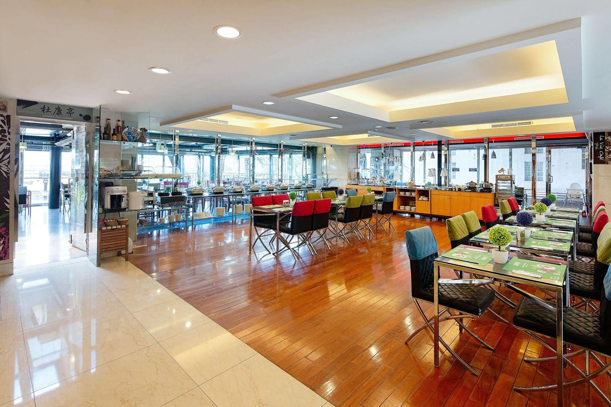 Hotel Les Champs Jiaoxi Esterno foto