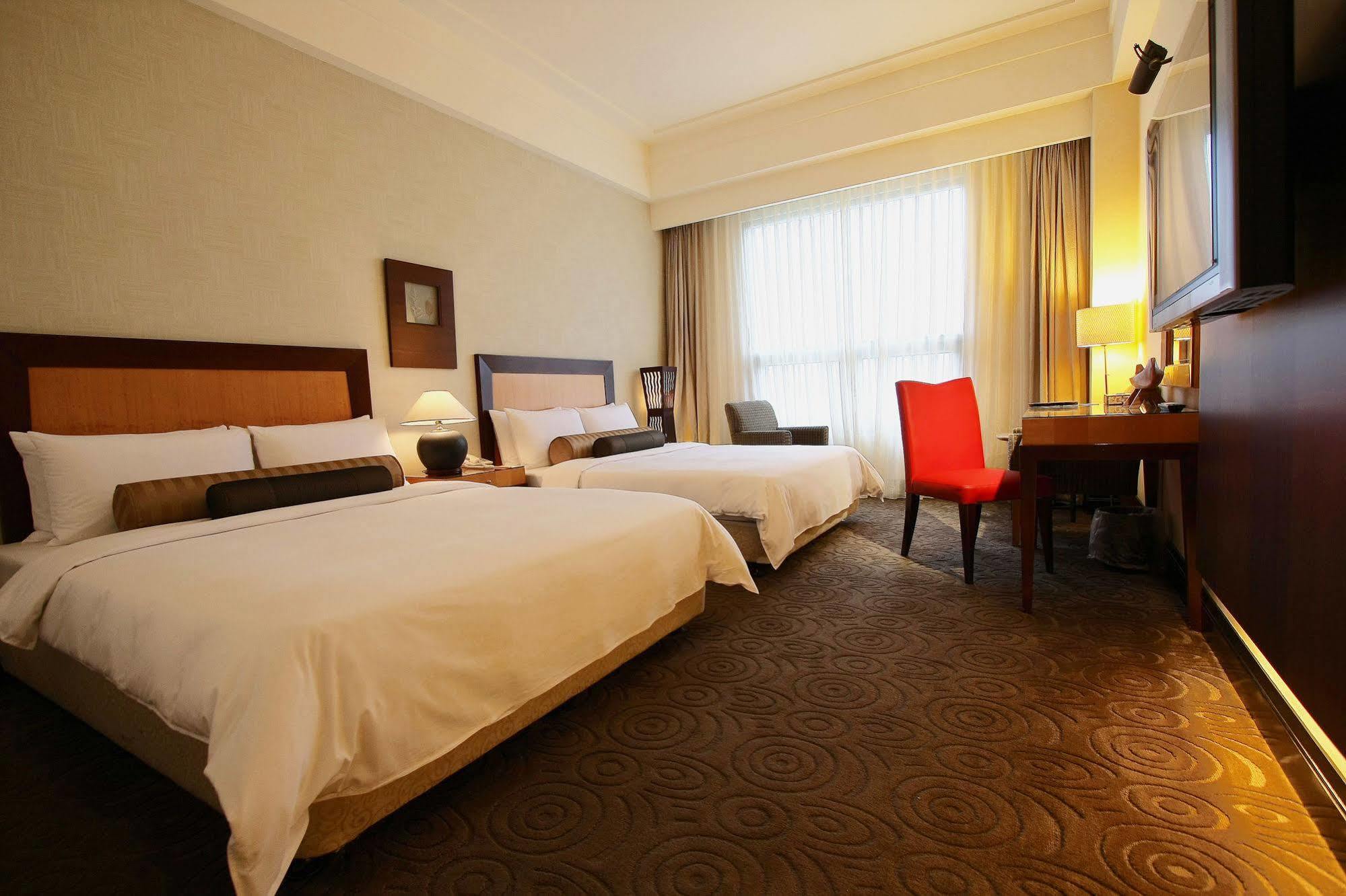 Hotel Les Champs Jiaoxi Esterno foto